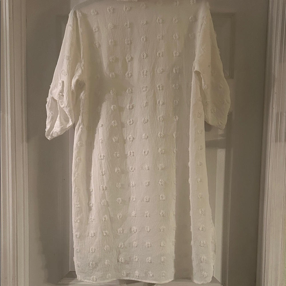 Elegant White Midi Dress - Picture 7 of 9